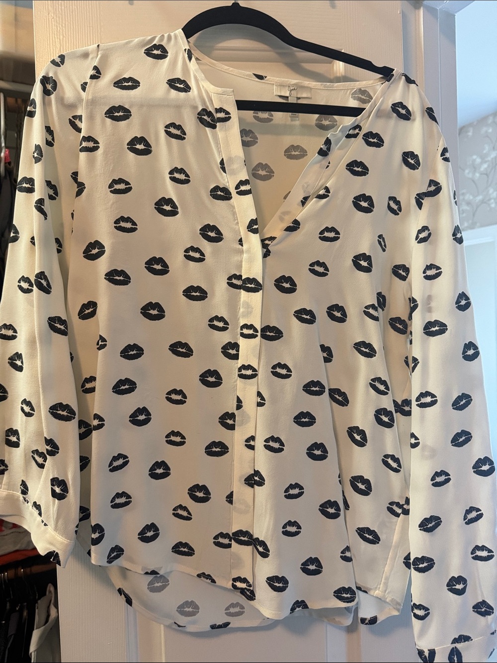 Joie Cream Lip-Print Blouse